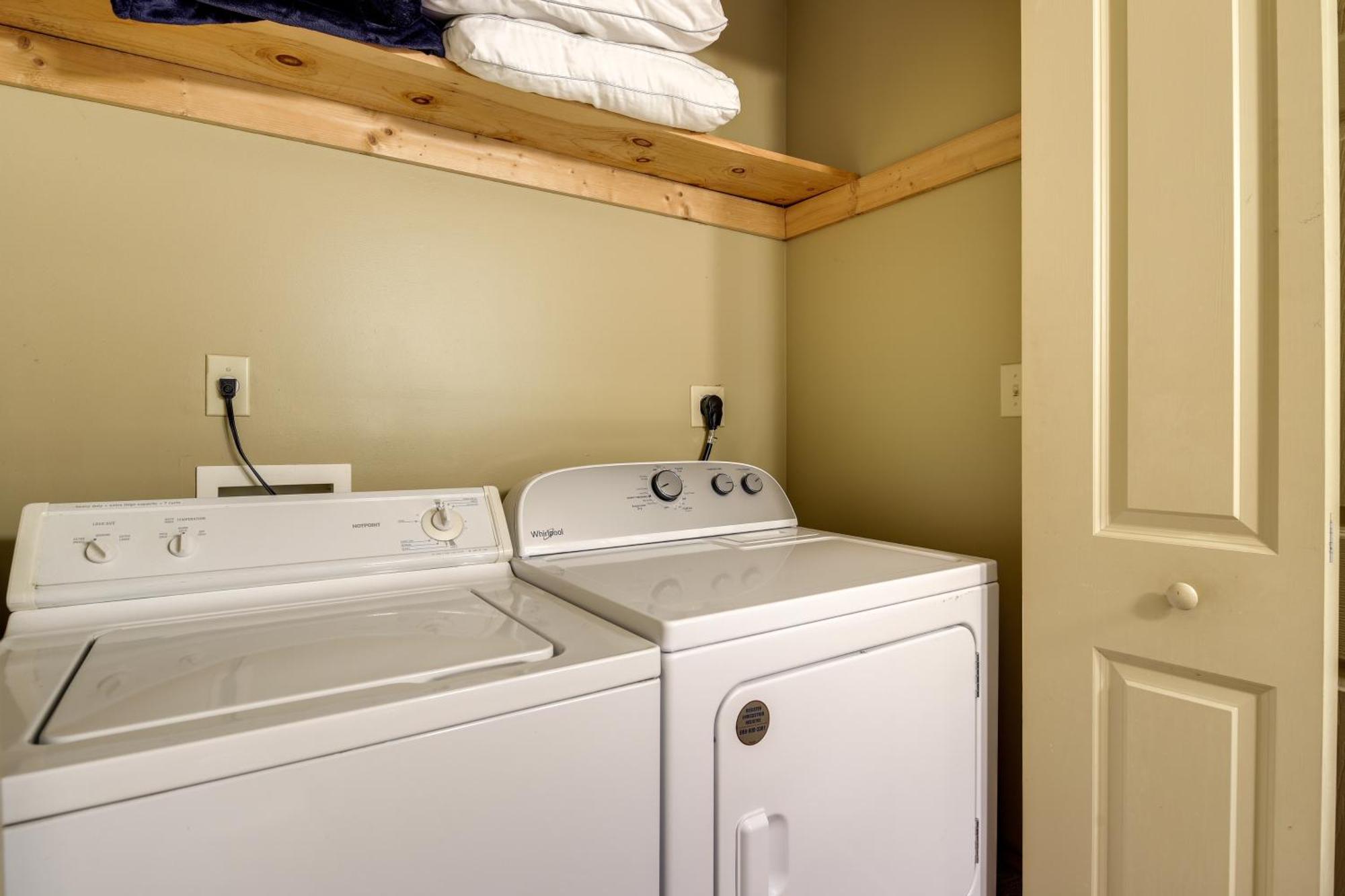 הוילה Pet-Friendly Gatlinburg Retreat With Hot Tub! מראה חיצוני תמונה