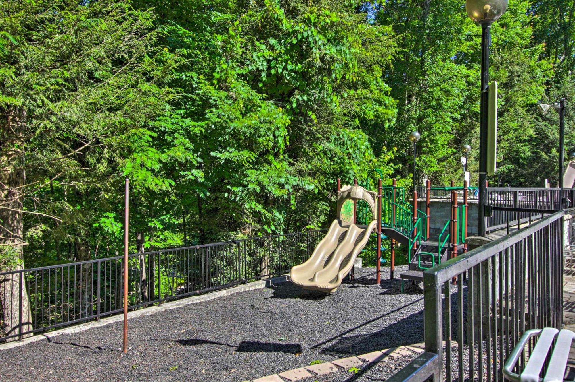הוילה Pet-Friendly Gatlinburg Retreat With Hot Tub! מראה חיצוני תמונה