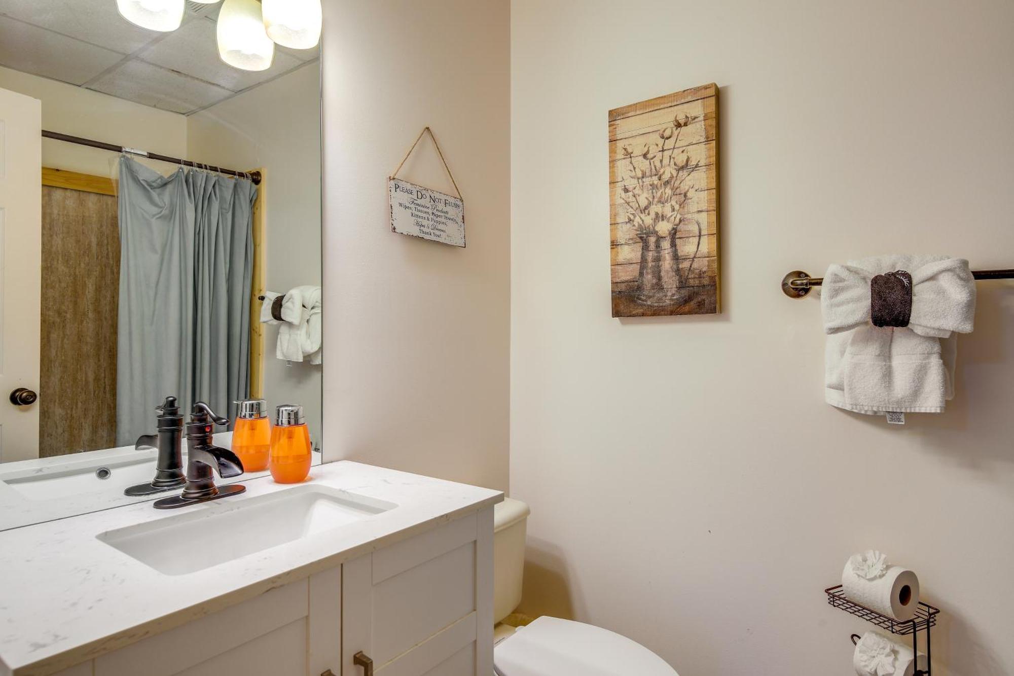 הוילה Pet-Friendly Gatlinburg Retreat With Hot Tub! מראה חיצוני תמונה