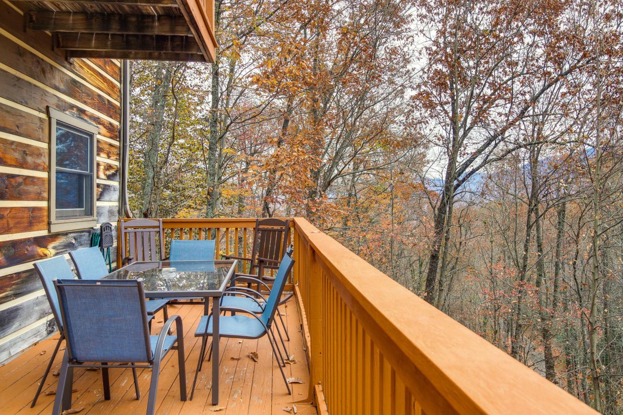 הוילה Pet-Friendly Gatlinburg Retreat With Hot Tub! מראה חיצוני תמונה