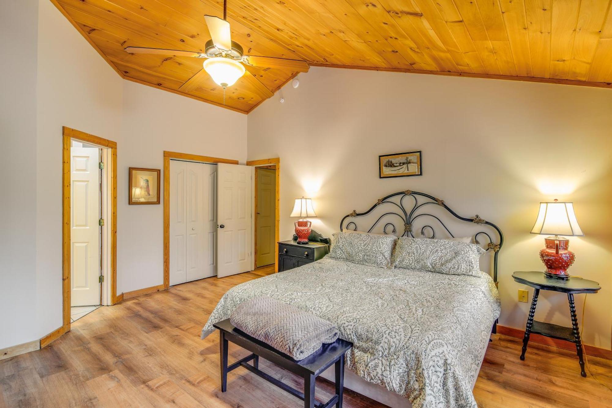 הוילה Pet-Friendly Gatlinburg Retreat With Hot Tub! מראה חיצוני תמונה