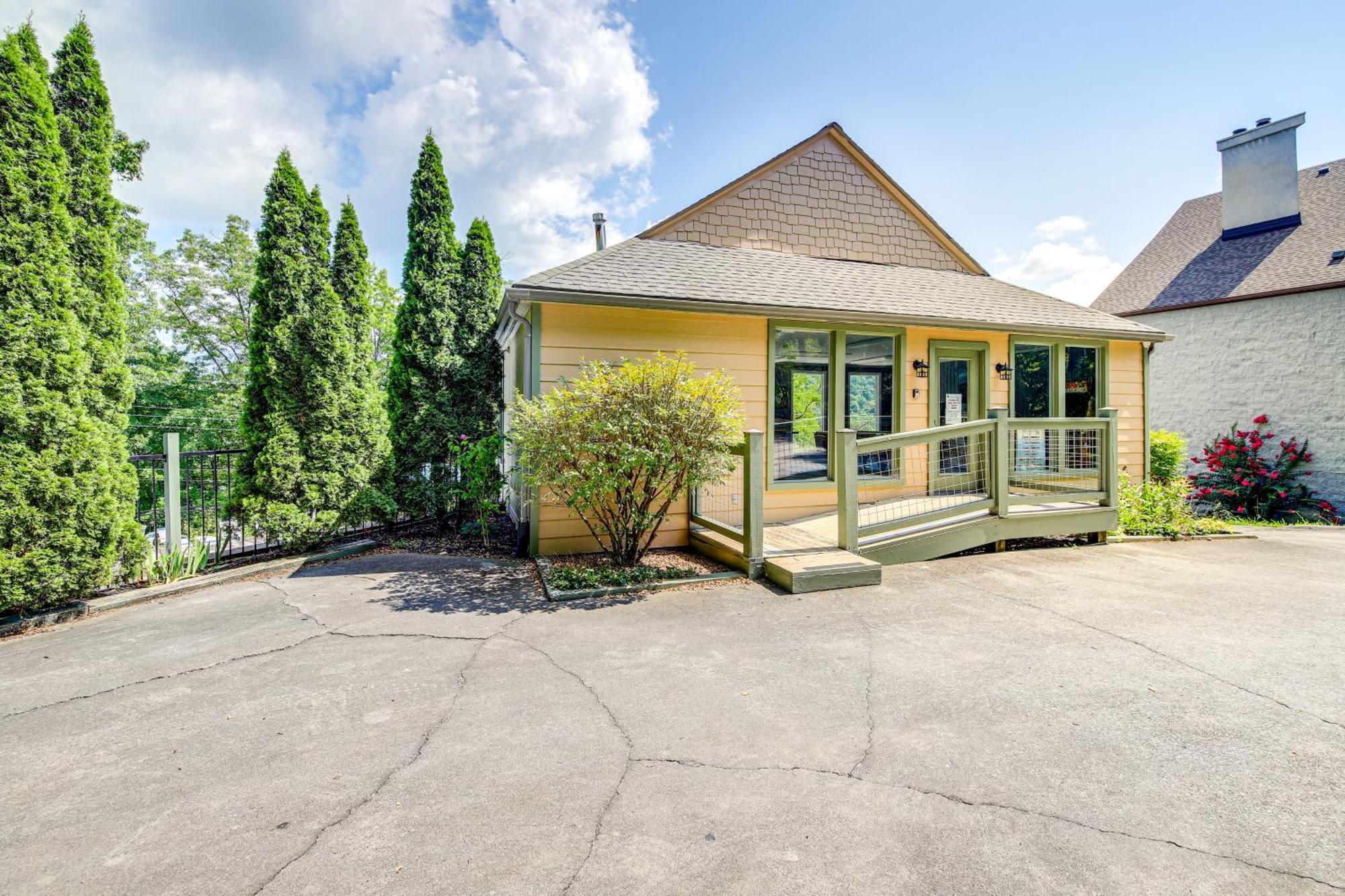 הוילה Pet-Friendly Gatlinburg Retreat With Hot Tub! מראה חיצוני תמונה